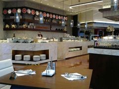 自助取餐区-嘉年华大酒店琴湾-自助餐厅