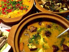 -李双猪·小龙虾·烧烤·羊肉煲(乐山店)