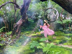 -Chom Cafe and Restaurant