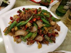 农家小炒肉-鹤乡东北菜(崮山路店)