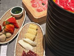 -一绪に寿喜烧(荟聚店)