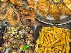 -老东镇啤酒屋海鲜加工·蒸汽海鲜·海鲜烧烤(台东店)