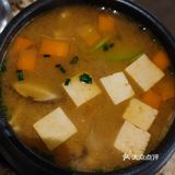冬天烤肉最暖和了