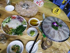 -官塘陈记鱼生·潮汕砂锅粥·牛肉火锅(潮枫路总店)