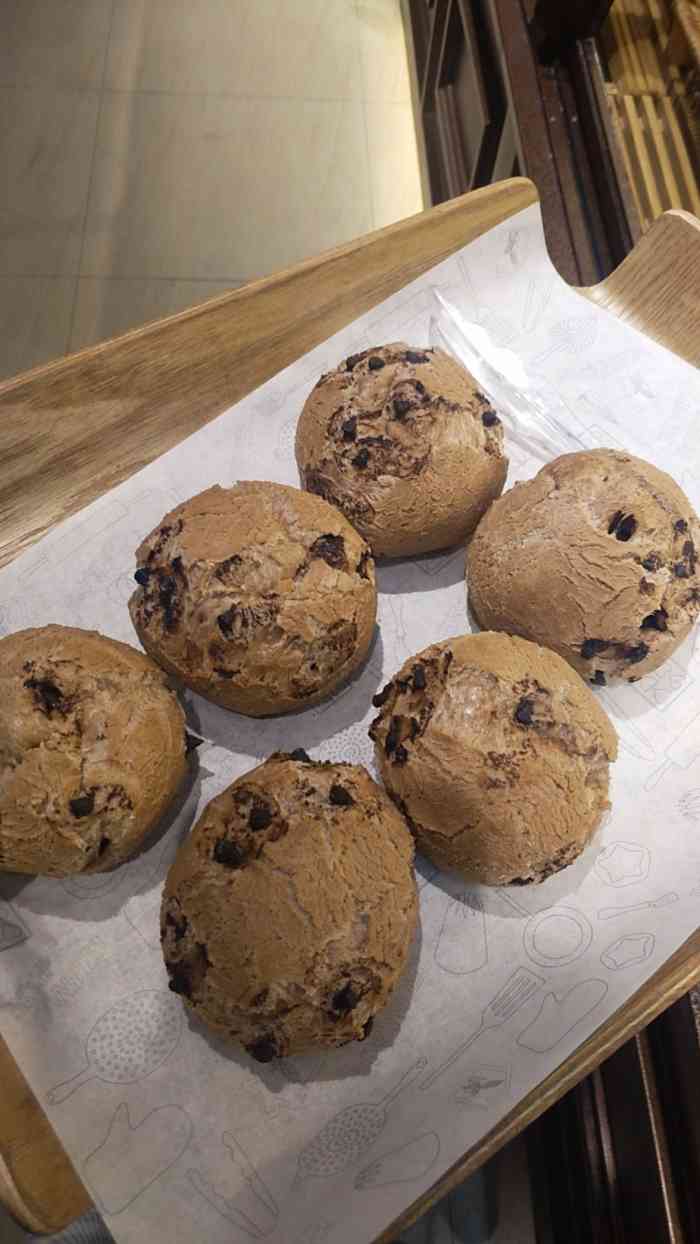 谷麦烘焙(江南华城店)-"去过一次印象还好,明天过生日就去订了个蛋.