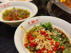 -吴记老锅底麻辣火锅(福州路店)