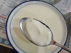 -黄师奶甜品店