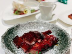 西班牙黑毛猪叉烧拼烧仔鹅-誉珑轩