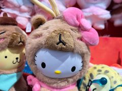 -名创优品(北京新中关购物中心地铁层店)