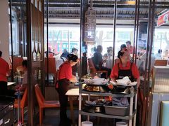 -阿瓦山寨·湘菜现炒·剁椒鱼头王(咸阳总店)