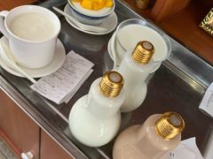 灯泡奶茶-周大娘牛乳(旧寨古村总店)