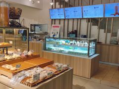 -顶东面包花园·生日蛋糕(世博店)
