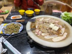 -宏宏无烟石板烧烤