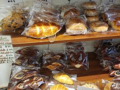 -雀食面包店(钟楼店)