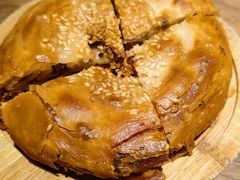 猪肉锅盔-麻婆婆白家肥肠粉(海岸城店)