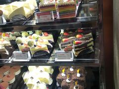 -85度C(生甜甜圈研究工坊·上海松江人民北路店)