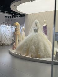 -PAI婚纱礼服设计馆【大牌租赁/高级定制】