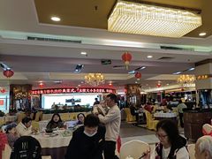 -御满江海鲜酒家(洛溪新城店)