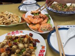 -崴海渔村(虹梅路店)