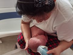 -爱月宝月嫂·育儿嫂(哈尔滨总店)