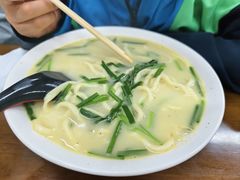 -三百碗宝应长鱼面(板仓街店)