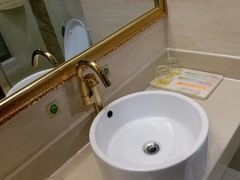 -维也纳酒店(桂林万象城火车站店)