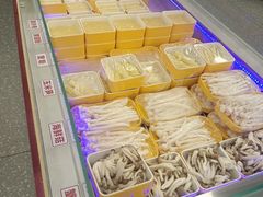 -朱富贵火锅(金融街万达店)