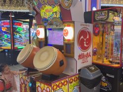 -蹦蹦乐园(南桥百联店)