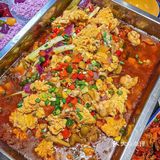 同事们路过这家餐厅，看到了它的招牌菜 小龙虾