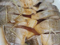 -口衣记鸡饭店