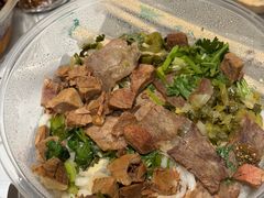 -花溪牛肉粉(八鸽岩店)