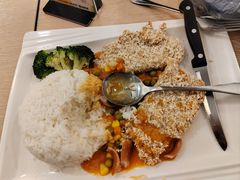 -佰搭果·广式茶餐厅(西华路店)