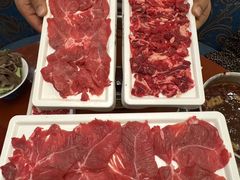 -元一希尔顿酒店·鲜切牛肉火锅禅自助餐厅