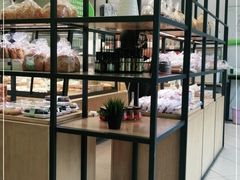 面包甜点陈列柜-仟吉(虎泉店)