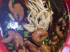 -小龙大肉面馆