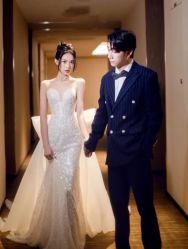 -曼青婚纱礼服馆