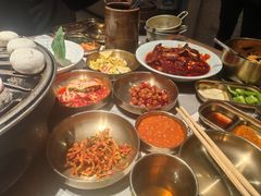 -草家酱蟹炭火烤肉店(珲春南路一店)