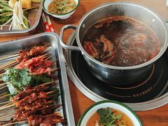 -三番火辣串串香(总店)