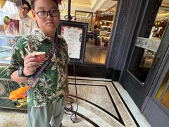 -上海和平饭店维克多咖啡厅 Victor's