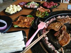 -赞酱川式烤肉(蜀都万达店)
