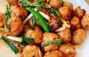 Snow Peas Stir-fried with Squid Balls