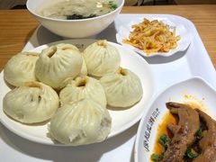 -凤起龙游老面包子(凯德晶品店)