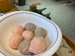 咸蛋黄丸子双拼-东镇老火锅(长春路首店)