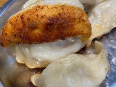 -黄阿姨锅贴大王(万航渡路店)