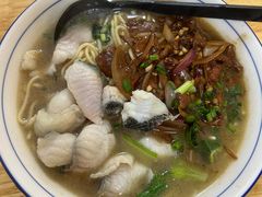 -小河无名面馆