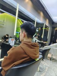 -不迫先生专业男士剪发