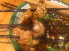 -拈签一笑黄牛肉辣卤串串