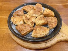 料理烤特色火烧-老东镇啤酒屋海鲜加工·蒸汽海鲜·海鲜烧烤(台东店)