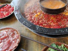 -黄潇洒老火锅(九眼桥宏济巷店)