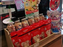 零售区-85度C(上海秀沿路店)